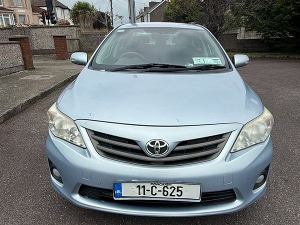 Toyota Corolla Saloon, Petrol, 2011, Blue