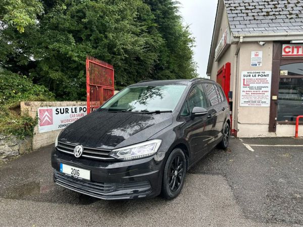Volkswagen Touran MPV, Petrol, 2016, Black