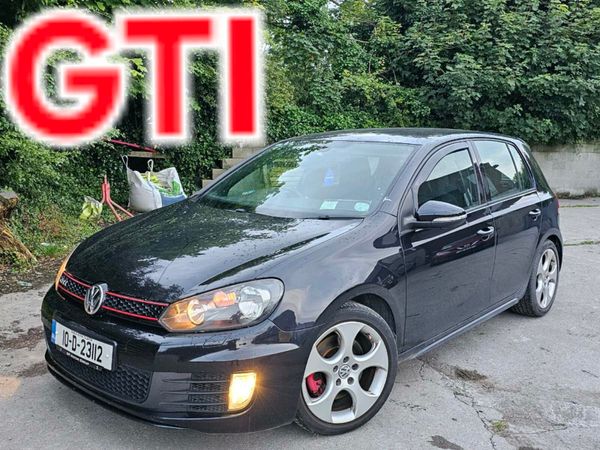 Volkswagen Golf Hatchback, Petrol, 2010, Black