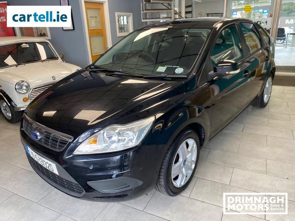 Ford Focus Hatchback, Diesel, 2010, Silver