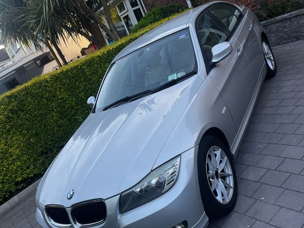 BMW 3-Series Saloon, Diesel, 2010, Silver
