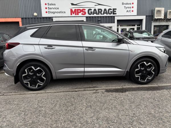Opel Grandland X SUV, Petrol, 2023, Grey