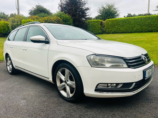 Volkswagen Passat Estate, Diesel, 2011, White