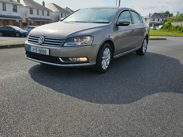 Volkswagen Passat Saloon, Diesel, 2011, Brown