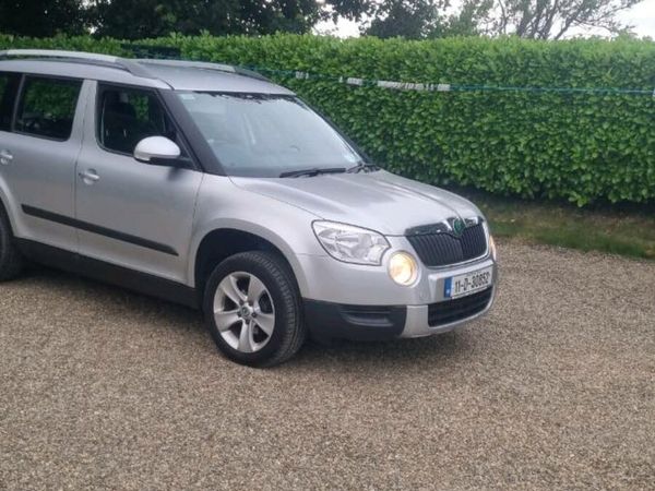 Skoda Yeti SUV, Diesel, 2011, Silver
