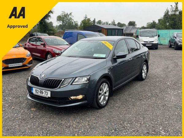 Skoda Octavia Hatchback, Diesel, 2019, Grey