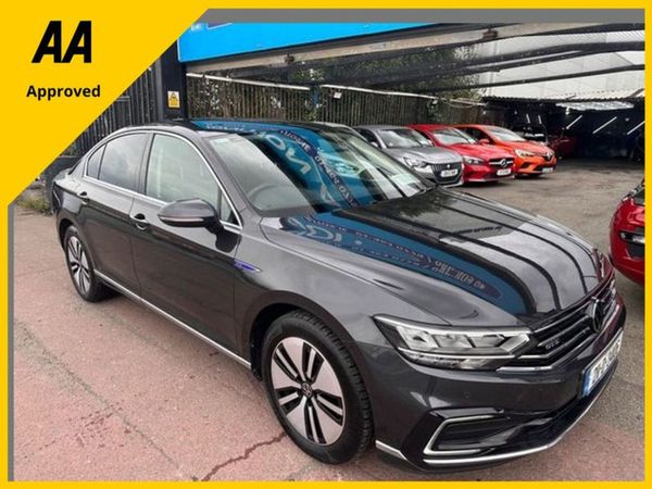 Volkswagen Passat Saloon, Petrol Plug-in Hybrid, 2021, Grey