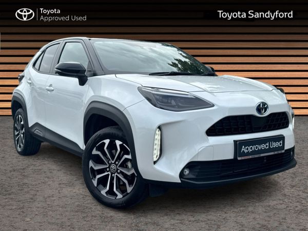 Toyota Yaris Cross Hatchback, Petrol Hybrid, 2024, White