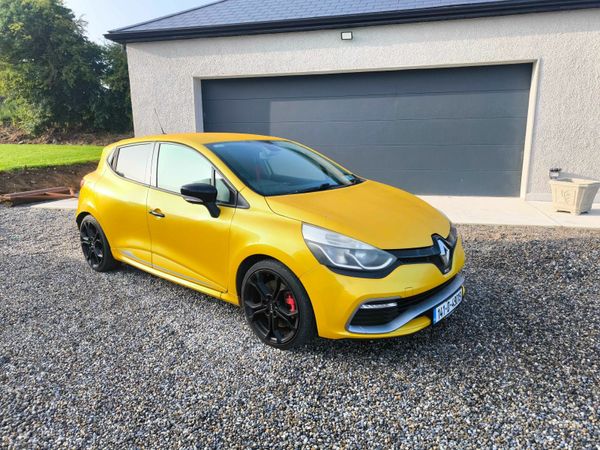 Renault Clio Hatchback, Petrol, 2014, Yellow