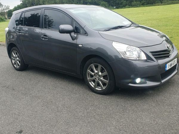 Toyota Verso MPV, Diesel, 2011, Grey