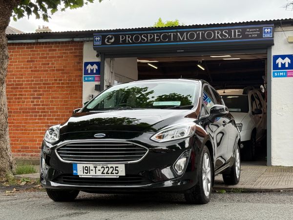 Ford Fiesta Hatchback, Diesel, 2019, Black