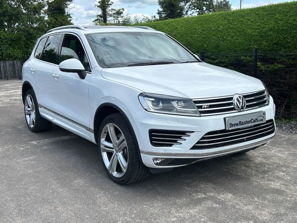 Volkswagen Touareg , Diesel, 2017, White