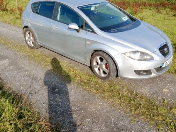 SEAT Leon Hatchback, Petrol, 2010, Grey
