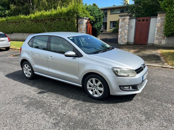 Volkswagen Polo Hatchback, Petrol, 2012, Silver