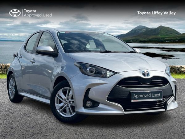 Toyota Yaris Hatchback, Petrol Hybrid, 2021, Grey