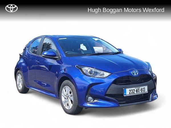 Toyota Yaris Hatchback, Petrol Hybrid, 2023, Blue