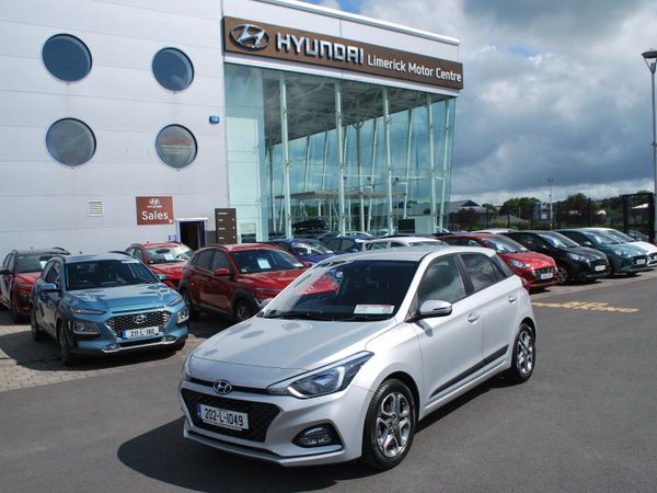 Hyundai i20 Hatchback, Petrol, 2020, Grey