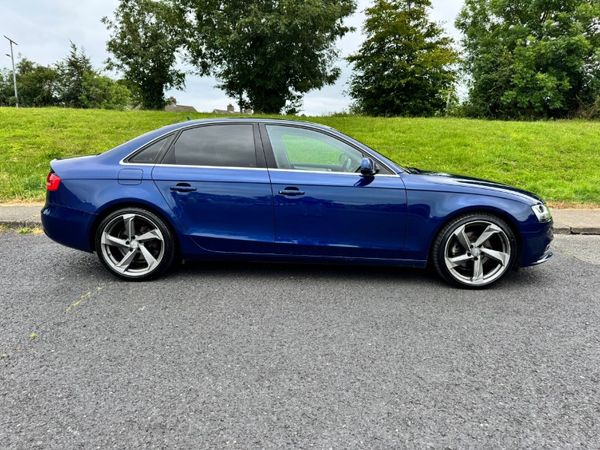 Audi A4 Saloon, Diesel, 2014, Blue