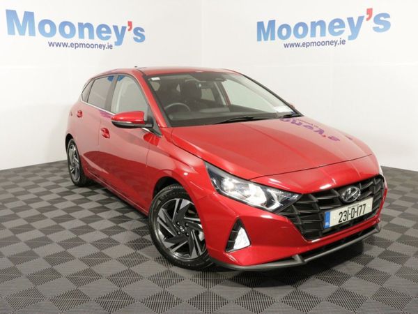 Hyundai i20 Hatchback, Petrol, 2023, Red