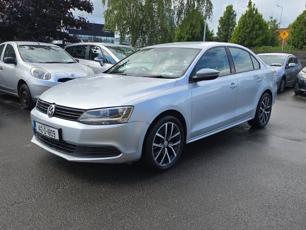 Volkswagen Jetta Saloon, Diesel, 2014, Silver
