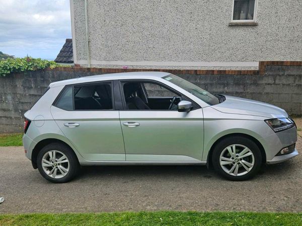 Skoda Fabia Hatchback, Petrol, 2020, Grey