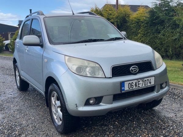 Daihatsu Terios SUV, Petrol, 2006, Silver