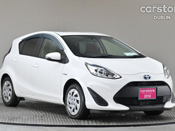 Toyota Aqua Hatchback, Petrol Hybrid, 2018, White