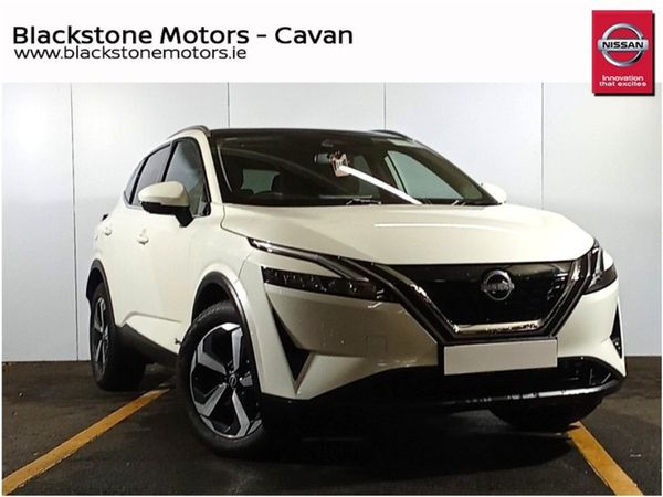 Nissan Qashqai MPV, Petrol, 2024, White