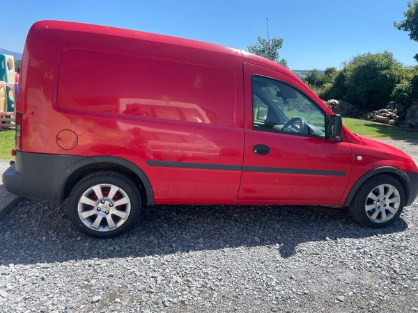 Ford Fiesta Hatchback, Diesel, 2009, Silver