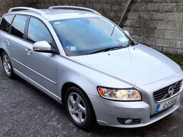 Volvo V50 Estate, Diesel, 2012, Silver