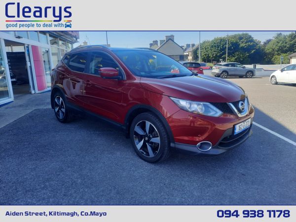 Nissan Qashqai MPV, Diesel, 2016, Red