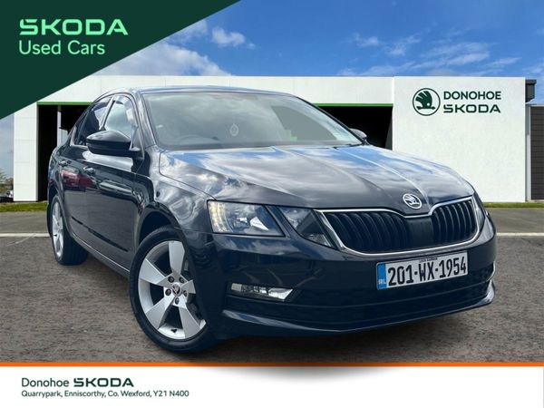 Skoda Octavia Hatchback, Diesel, 2020, Black