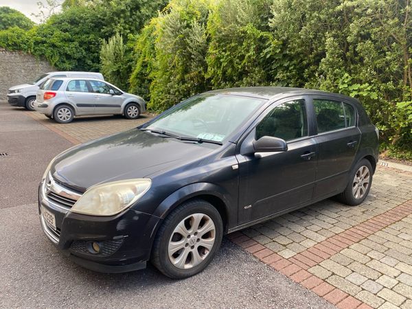 Opel Astra Hatchback, Petrol, 2008, Black