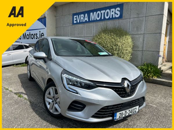 Renault Clio Hatchback, Petrol, 2021, Grey