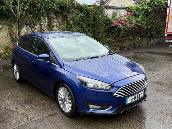 Ford Focus Hatchback, Diesel, 2015, Blue