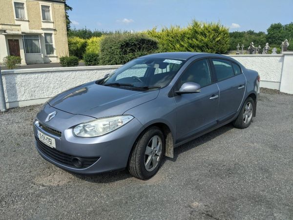Renault Fluence Saloon, Diesel, 2010, Blue
