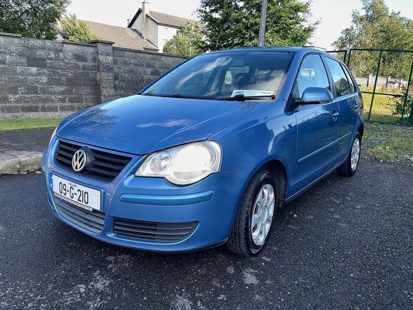 Volkswagen Polo Hatchback, Diesel, 2009, Blue