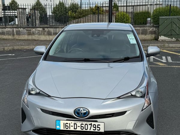 Toyota Prius Hatchback, Petrol Hybrid, 2016, Silver