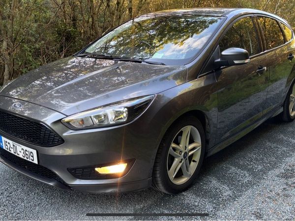 Ford Focus Hatchback, Diesel, 2015, Grey