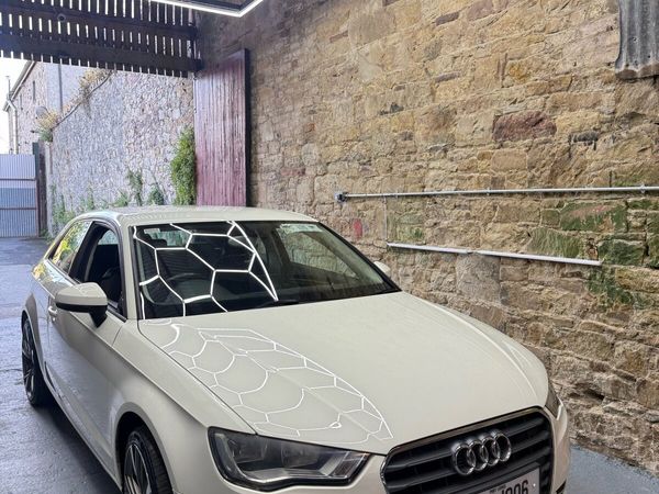 Audi A3 Hatchback, Diesel, 2013, White