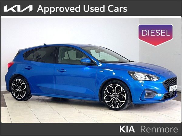 Ford Focus Hatchback, Diesel, 2021, Blue