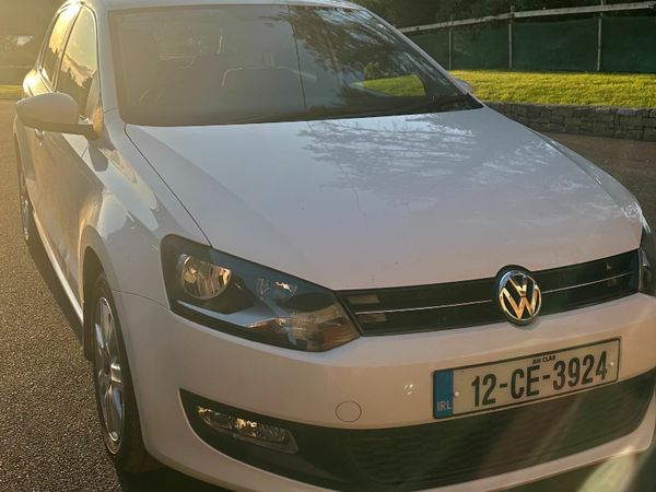 Volkswagen Polo Hatchback, Petrol, 2012, White