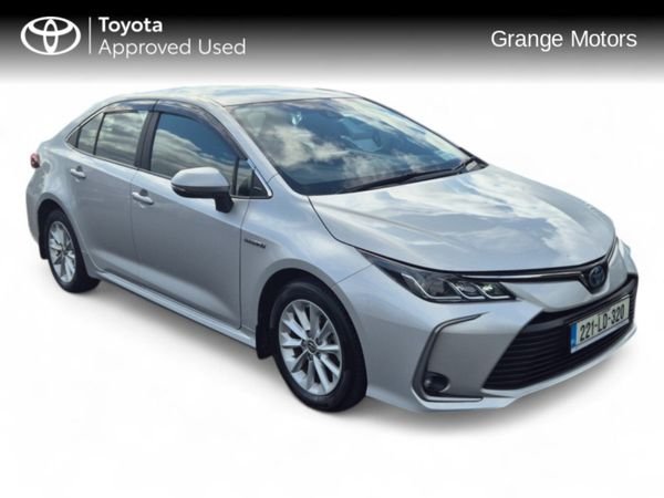 Toyota Corolla Saloon, Petrol Hybrid, 2022, Silver