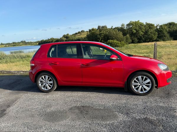 Volkswagen Golf Hatchback, Diesel, 2012, Red