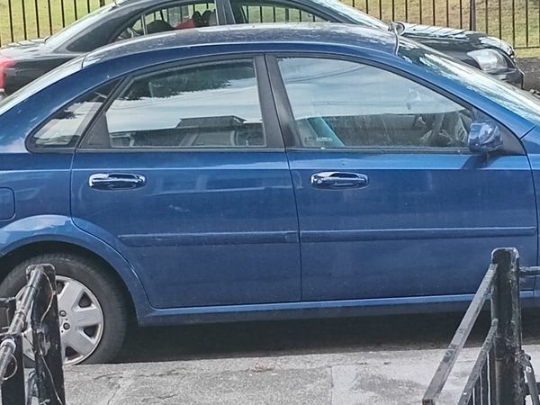 Chevrolet Lacetti Saloon, Petrol, 2006, Blue