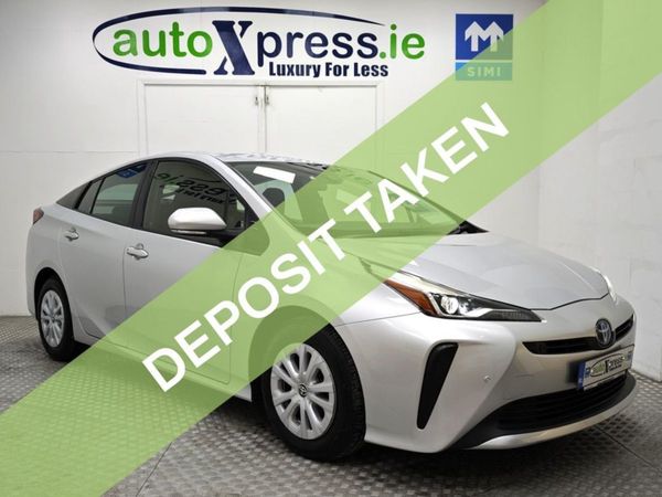 Toyota Prius Hatchback, Hybrid, 2021, Silver