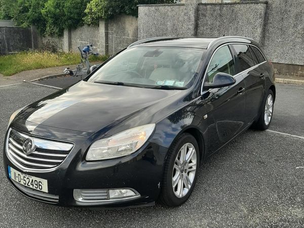 Vauxhall Insignia Estate, Diesel, 2011, Black