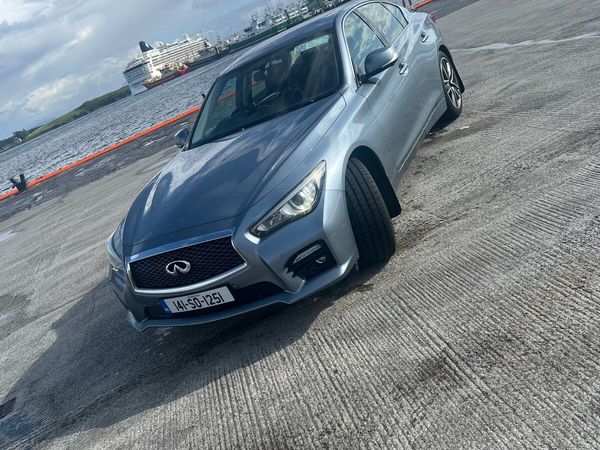 Infiniti Q50 Saloon, Diesel, 2014, Blue