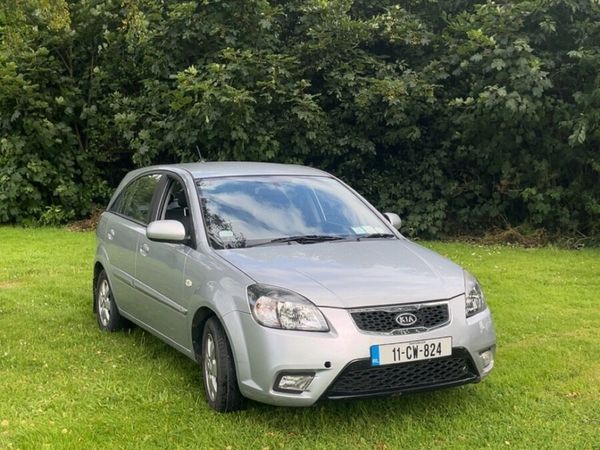 Kia Rio Hatchback, Diesel, 2011, Silver