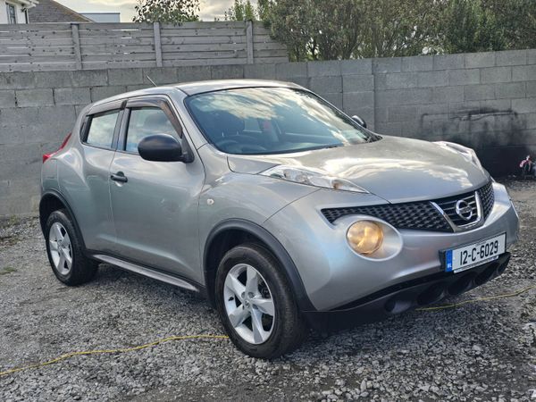Nissan Juke SUV, Petrol, 2012, Silver